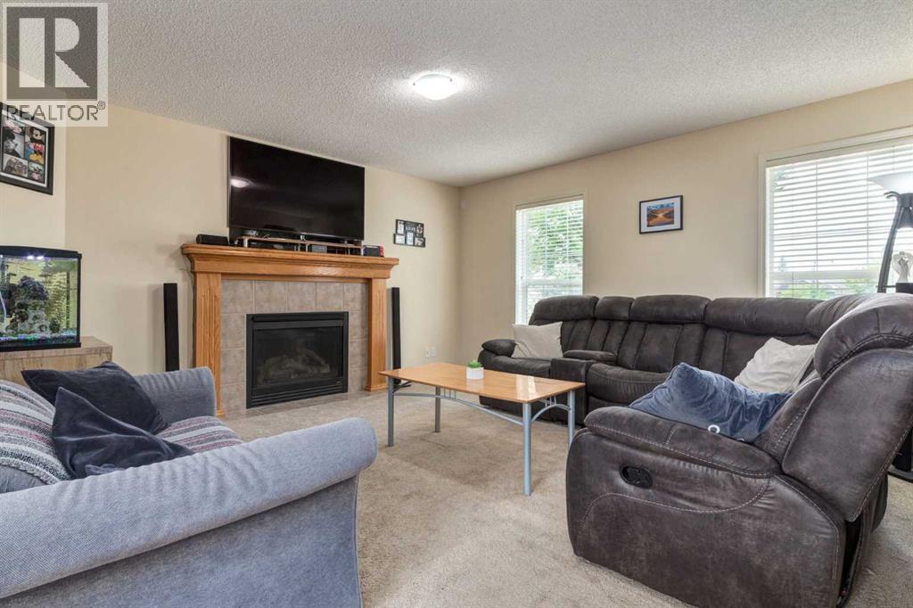 880 Prestwick Circle SE, Calgary, Alberta  T2Z 4E4 - Photo 3 - A2338827
