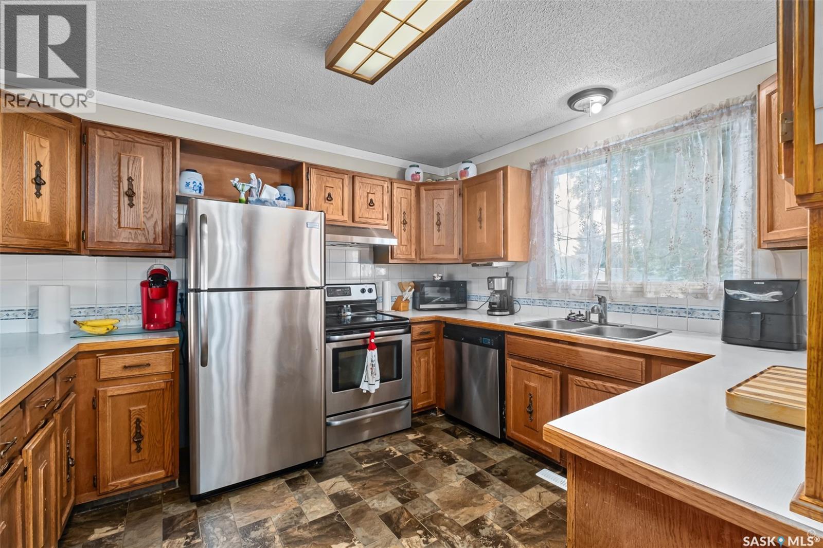 1359 River Street E, Prince Albert, Saskatchewan  S6V 0B8 - Photo 9 - SK046305