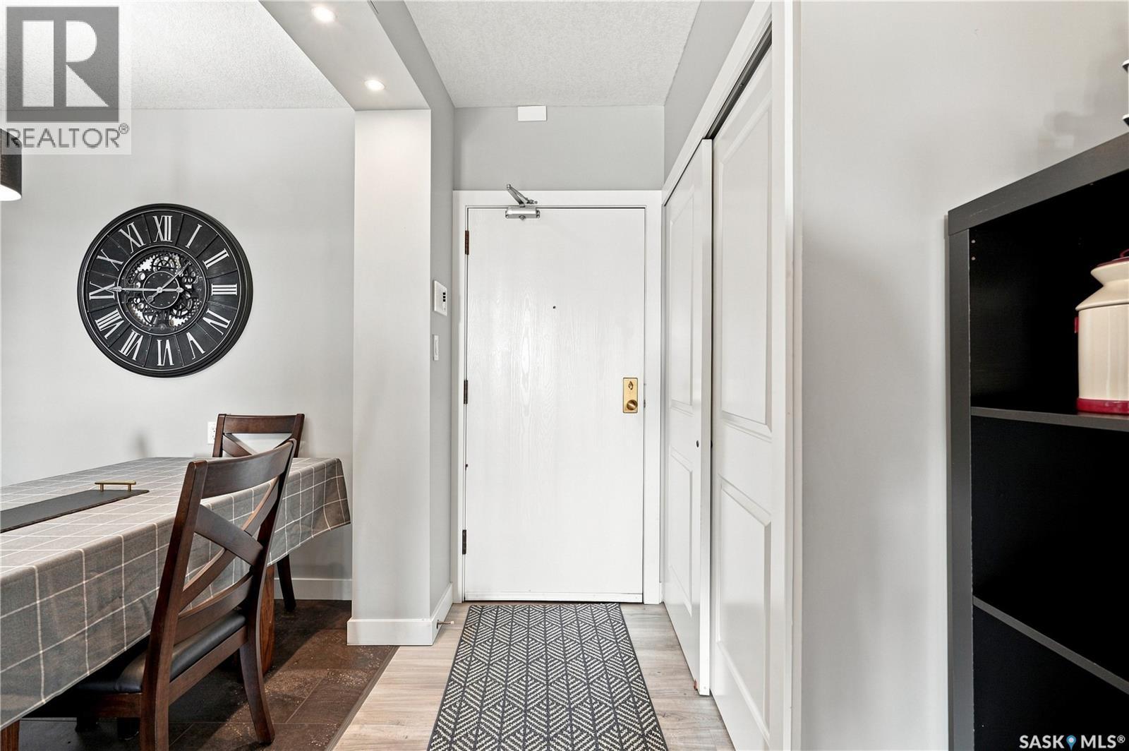 308 423 Tait Court, Saskatoon, Saskatchewan  S7H 5L3 - Photo 2 - SK046301