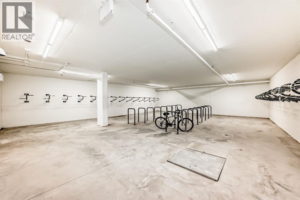 205, 8370 Broadcast Avenue SW, Calgary, Alberta  T3H 6L3 - Photo 34 - A2338975