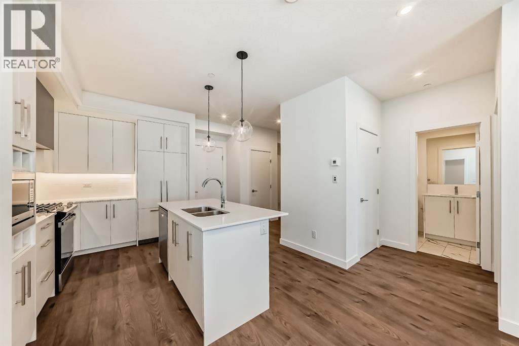205, 8370 Broadcast Avenue SW, Calgary, Alberta  T3H 6L3 - Photo 8 - A2338975