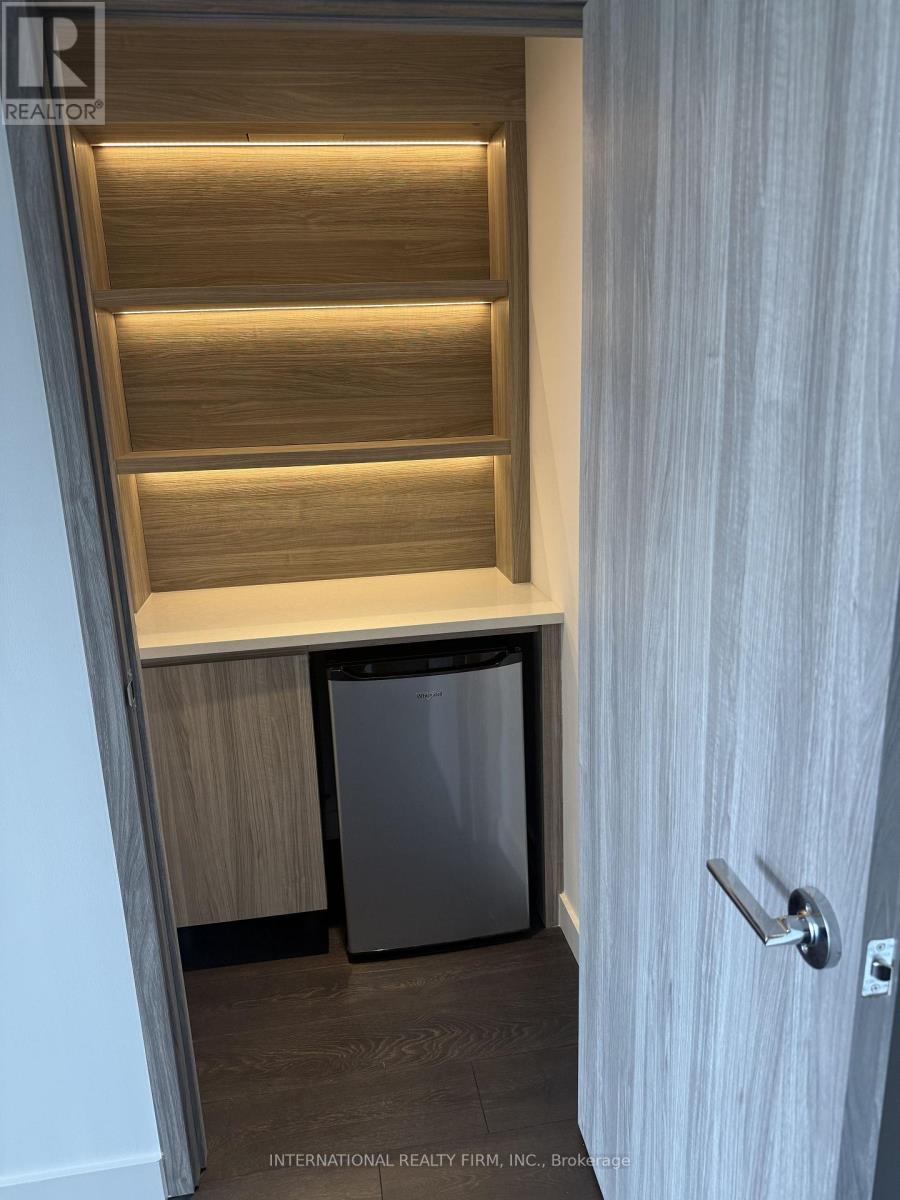 1802 - 18 Esther Shiner Boulevard, Toronto, Ontario M2K 0J7 - Photo 13 - C13702868