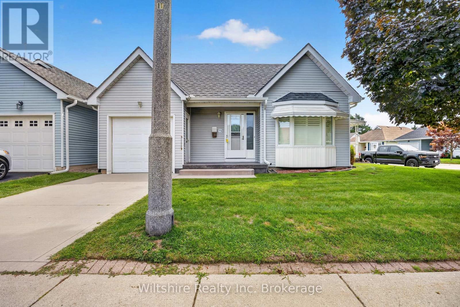 75 Edwin Crescent, Tillsonburg, Ontario  N4G 5H2 - Photo 2 - X13702898