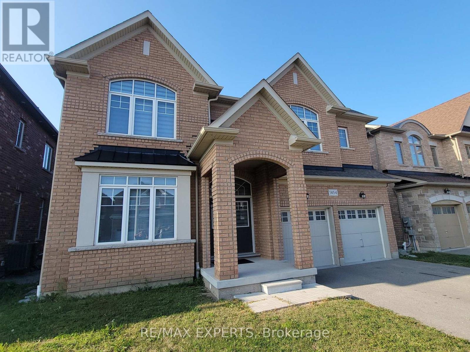 1454 Tomkins Road, Innisfil, Ontario  L9S 0M8 - Photo 4 - N13702860