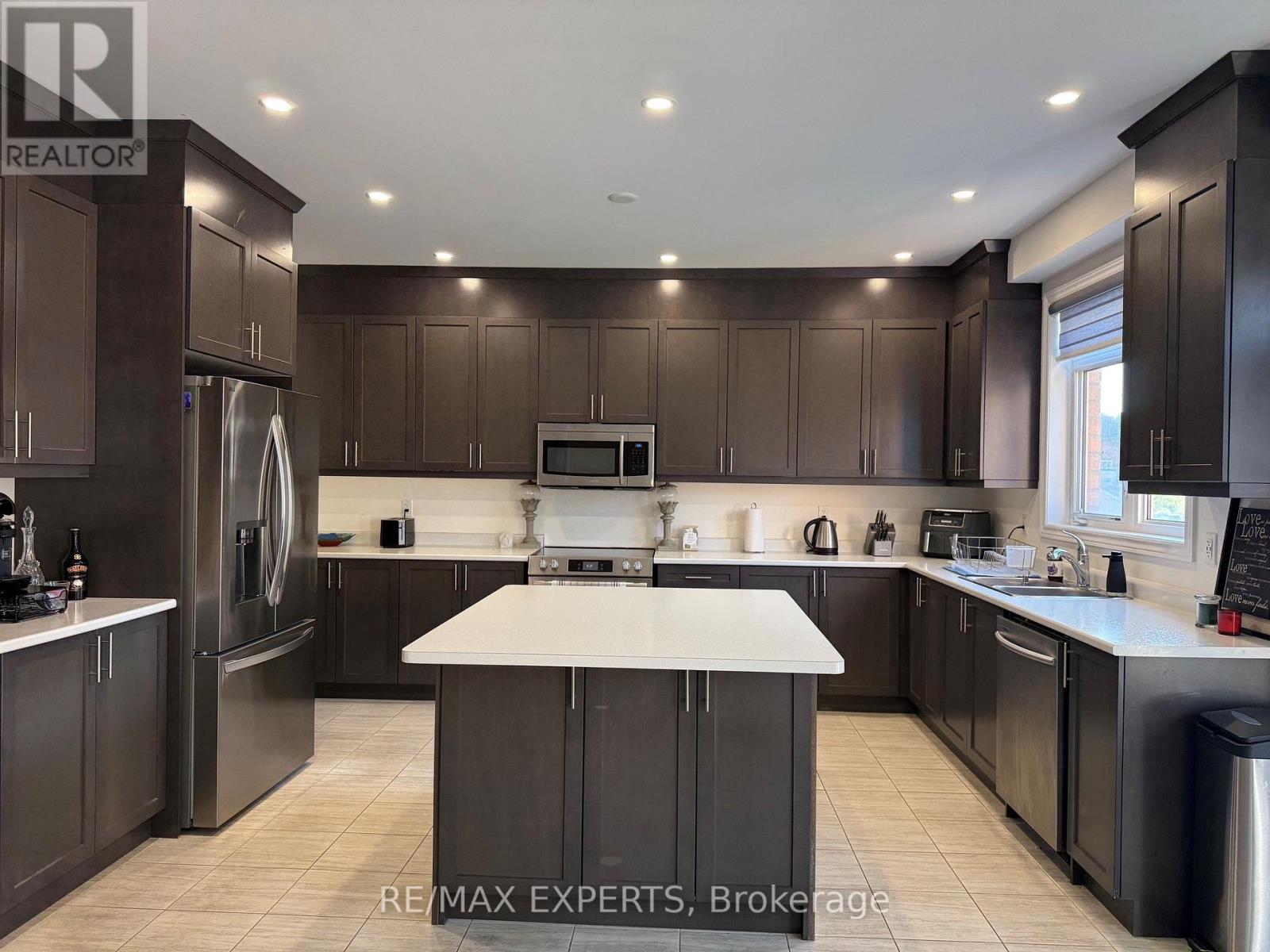 1454 Tomkins Road, Innisfil, Ontario  L9S 0M8 - Photo 5 - N13702860