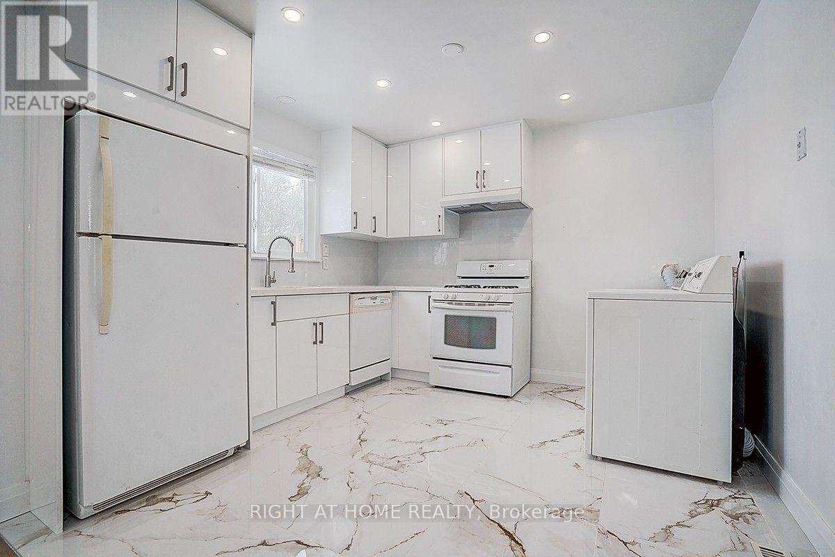 35 Snowshoe Crescent, Markham, Ontario  L3T 4M7 - Photo 8 - N13702892
