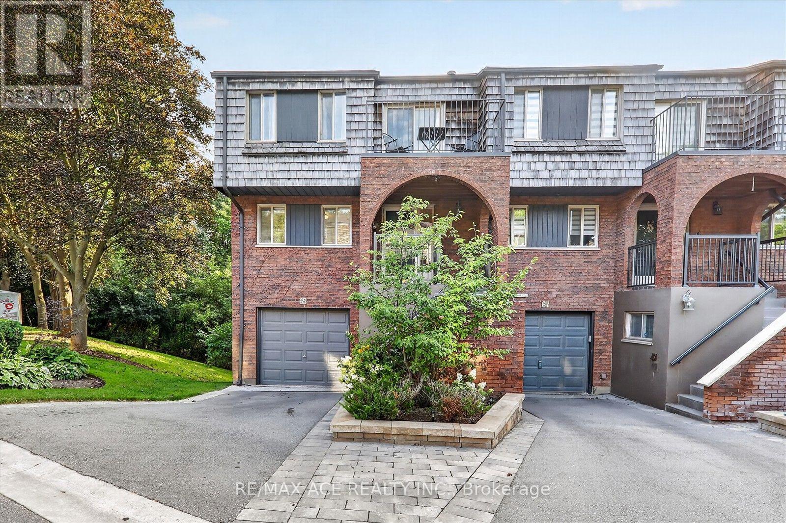 65 Cricklewood Crescent, Markham, Ontario  L3T 4T8 - Photo 3 - N13702900
