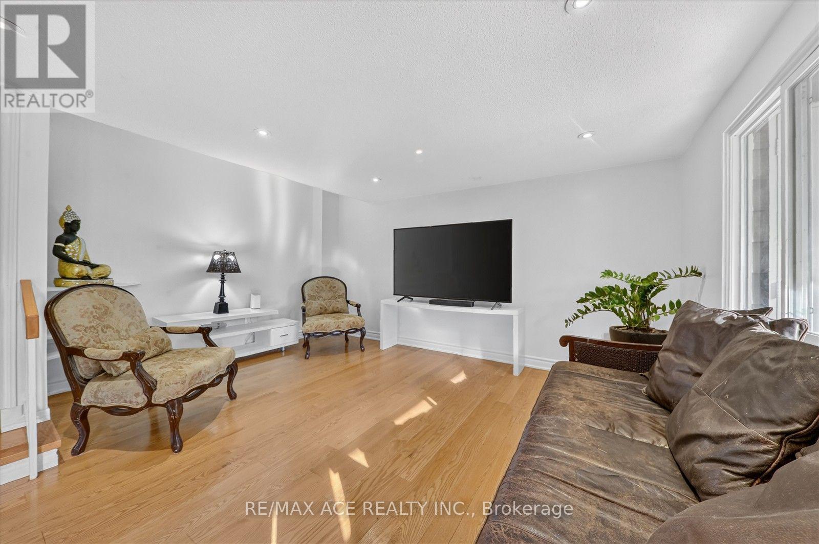 65 Cricklewood Crescent, Markham, Ontario  L3T 4T8 - Photo 36 - N13702900