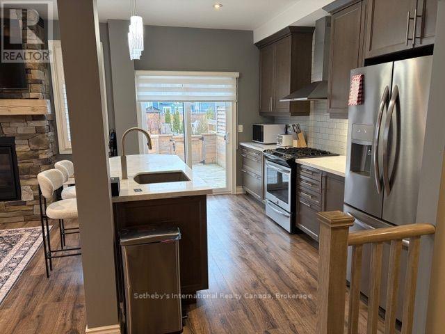 43 Carpenter Street, Collingwood, Ontario  L9Y 0Z5 - Photo 7 - S13702876