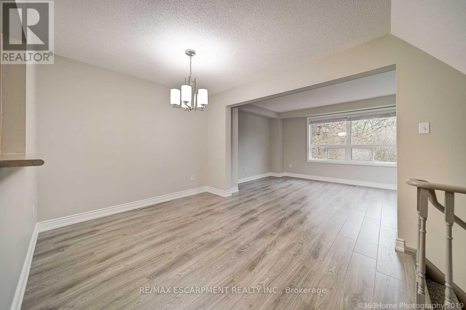 19 - 2300 Brays Lane, Oakville, Ontario L6M 3J9 - Photo 8 - W13702858