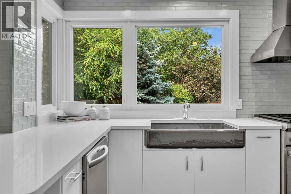 60 Massey Place SW, Calgary, Alberta  T2V 2G5 - Photo 14 - A2336489