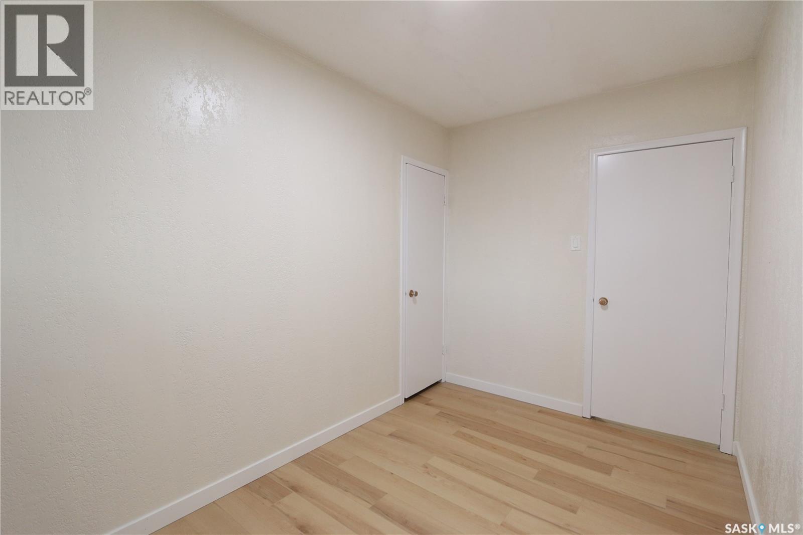 2910 Avonhurst Drive, Regina, Saskatchewan  S4R 3J5 - Photo 17 - SK046357