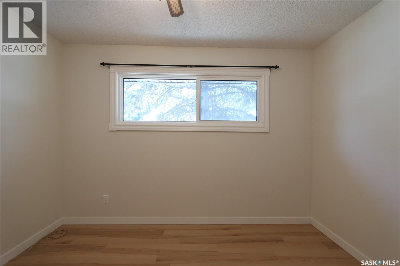 2910 Avonhurst Drive, Regina, Saskatchewan  S4R 3J5 - Photo 24 - SK046357