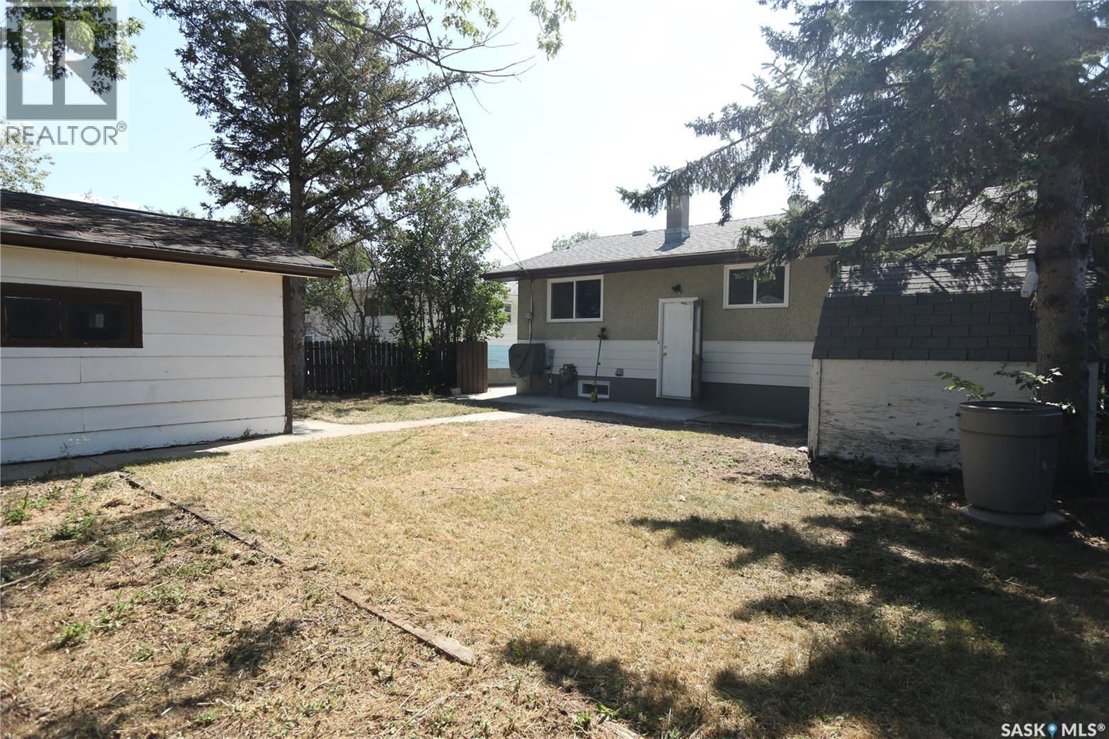2910 Avonhurst Drive, Regina, Saskatchewan  S4R 3J5 - Photo 42 - SK046357