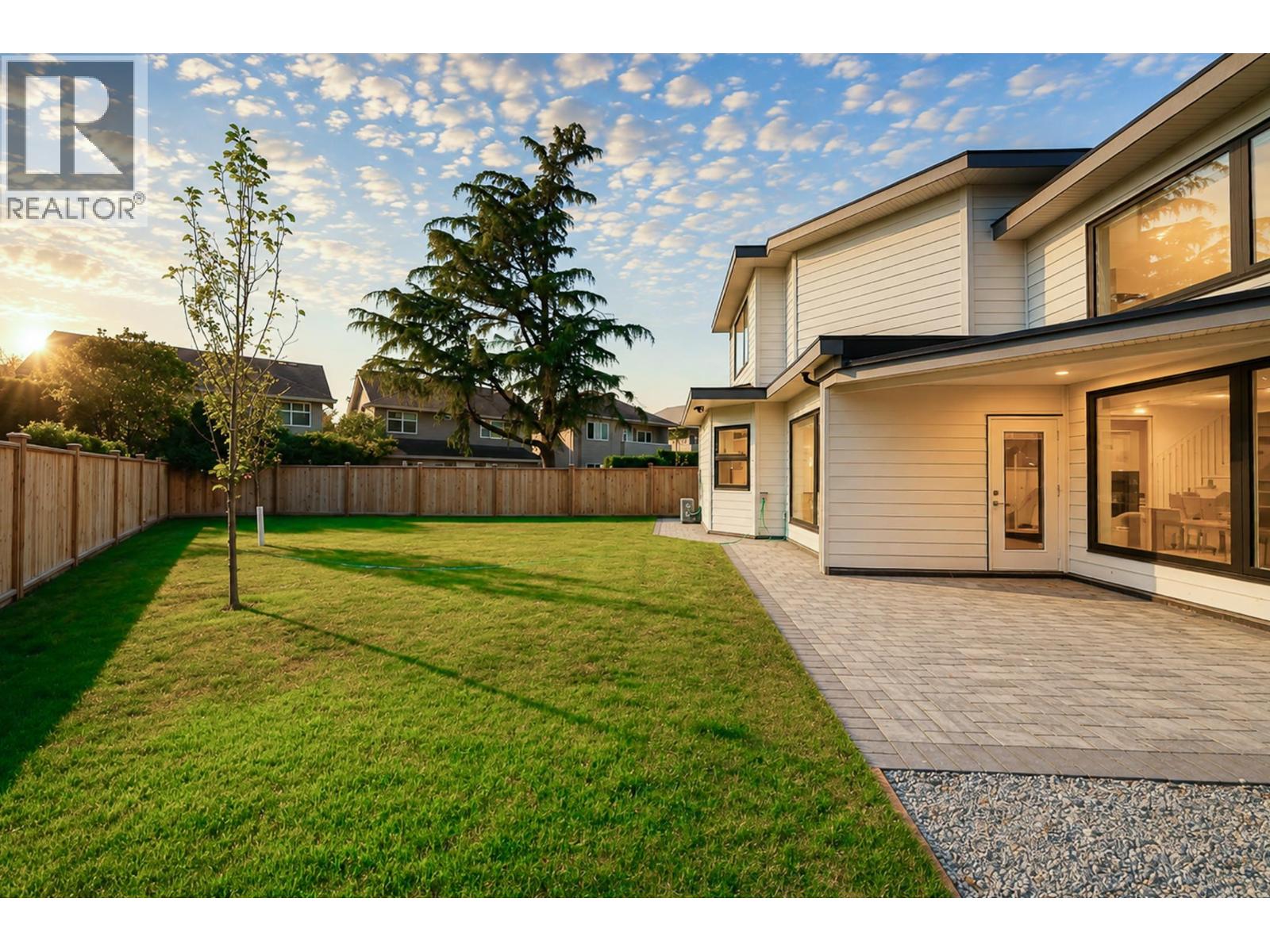 11911 Dunavon Place, Richmond, British Columbia  V7E 3Y1 - Photo 15 - R3156188