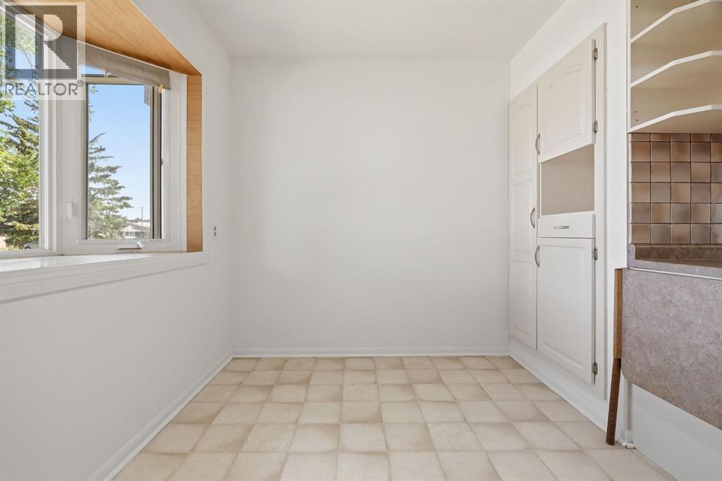 100 Westminster Drive SW, Calgary, Alberta  t3c 2t1 - Photo 10 - A2337969