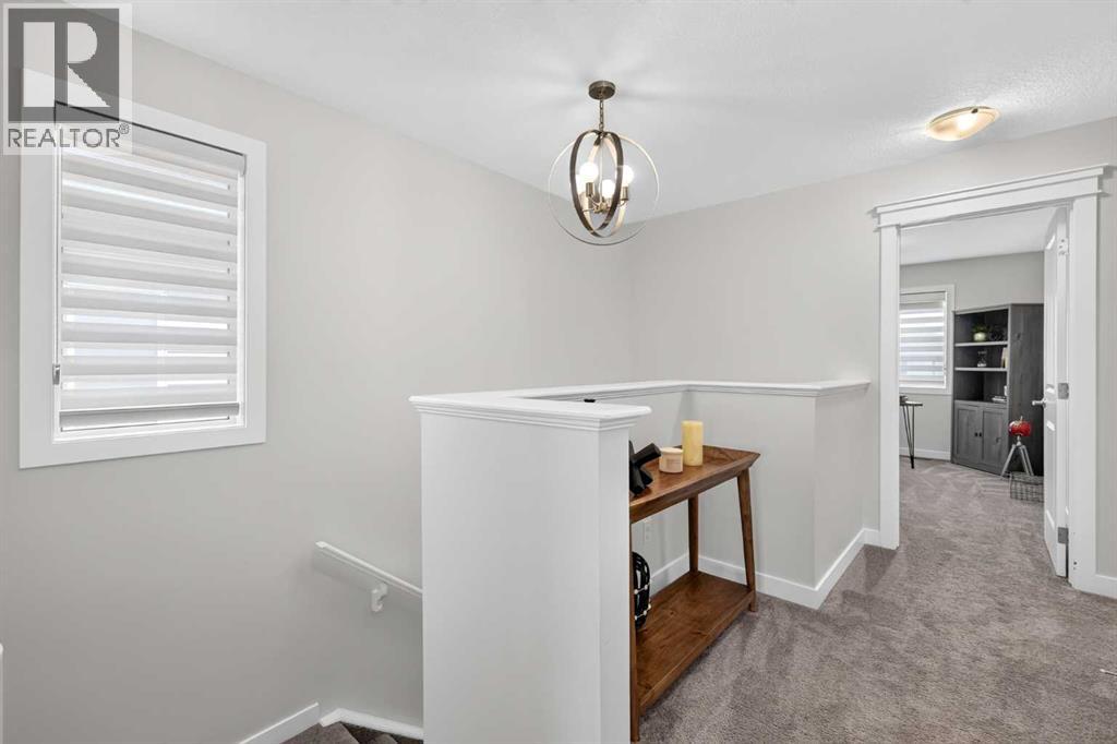 132 Creekside Drive SW, Calgary, Alberta  T2X 4R5 - Photo 13 - A2339157