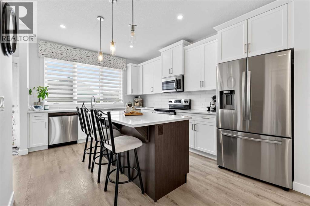 132 Creekside Drive SW, Calgary, Alberta  T2X 4R5 - Photo 10 - A2339157