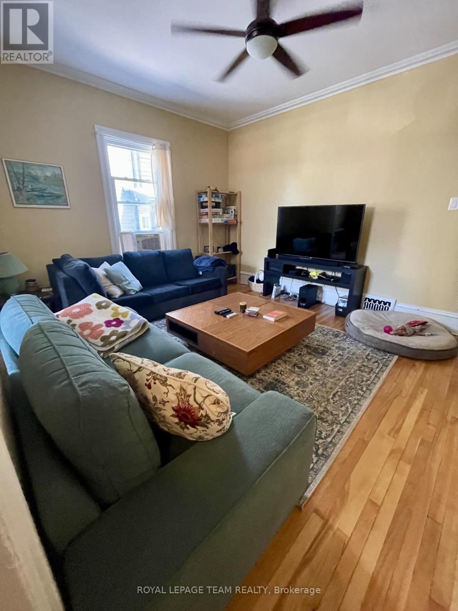 60 Herridge Street, Ottawa, Ontario  K1S 0G9 - Photo 2 - X13702922