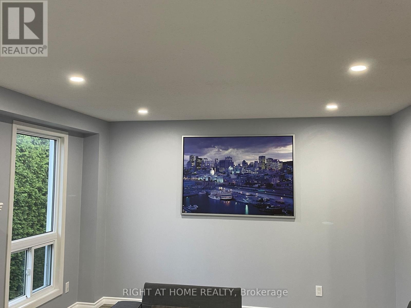4b Millrise Lane, Ottawa, Ontario  K2G 5E5 - Photo 2 - X13702928