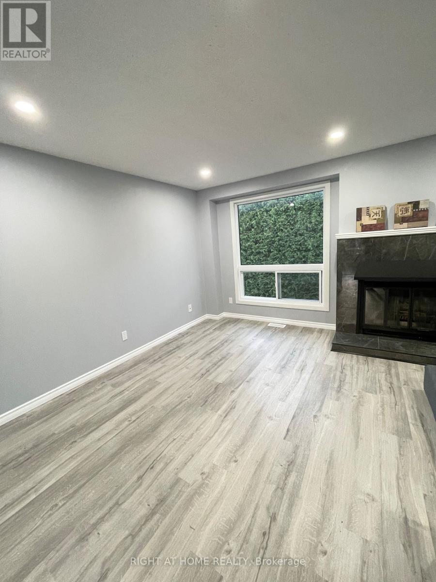 4b Millrise Lane, Ottawa, Ontario  K2G 5E5 - Photo 3 - X13702928