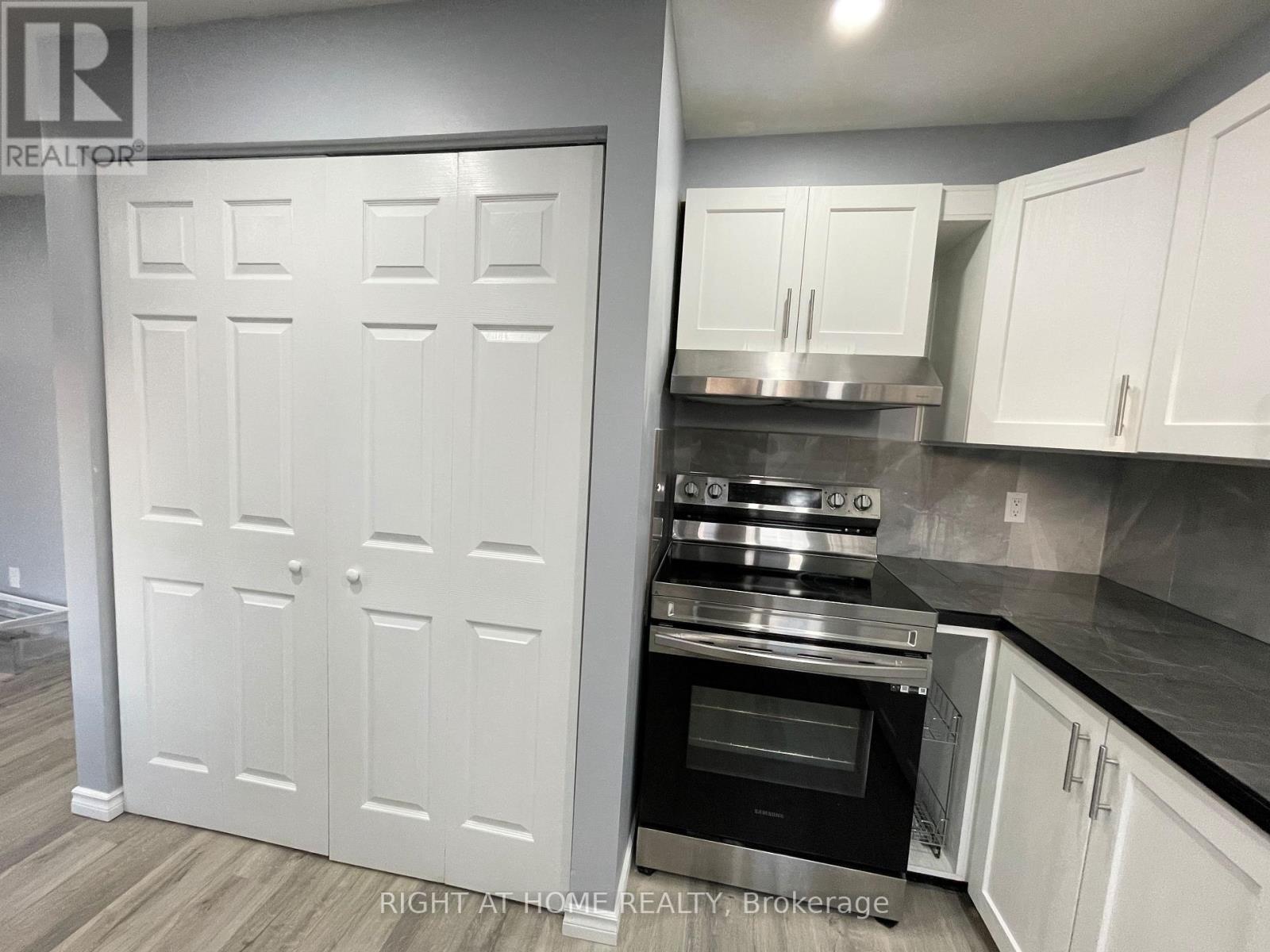 4b Millrise Lane, Ottawa, Ontario  K2G 5E5 - Photo 8 - X13702928