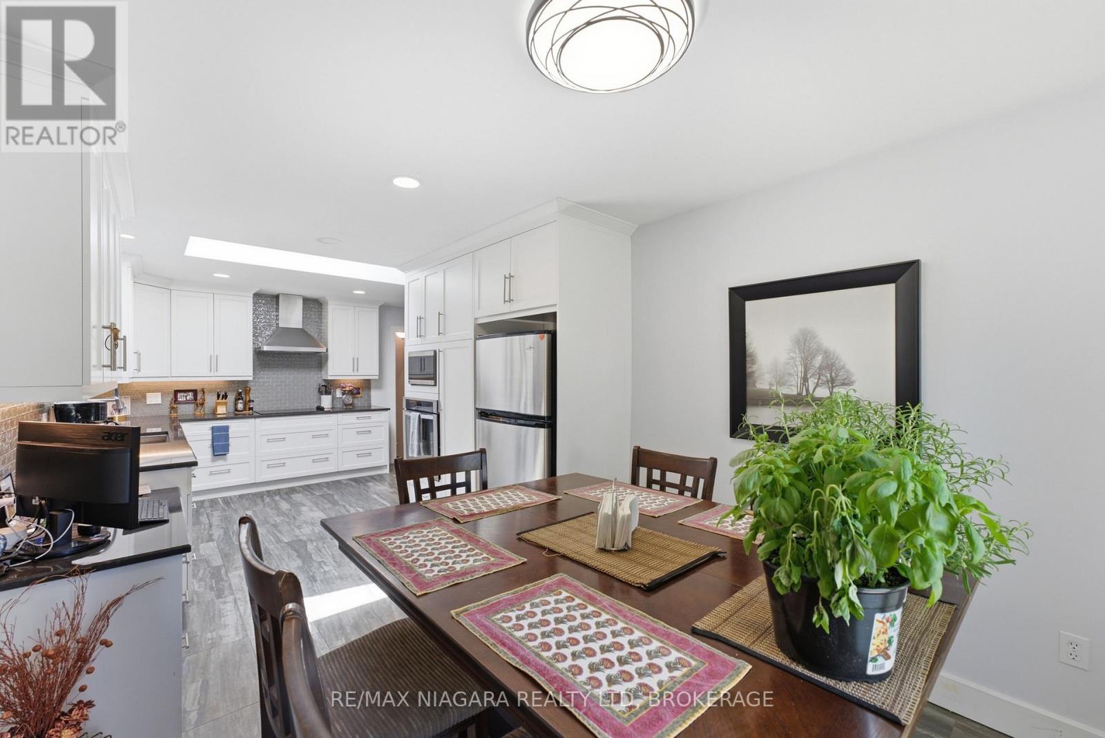 7435 Petrullo Court, Niagara Falls, Ontario  L2H 2K4 - Photo 12 - X13702914