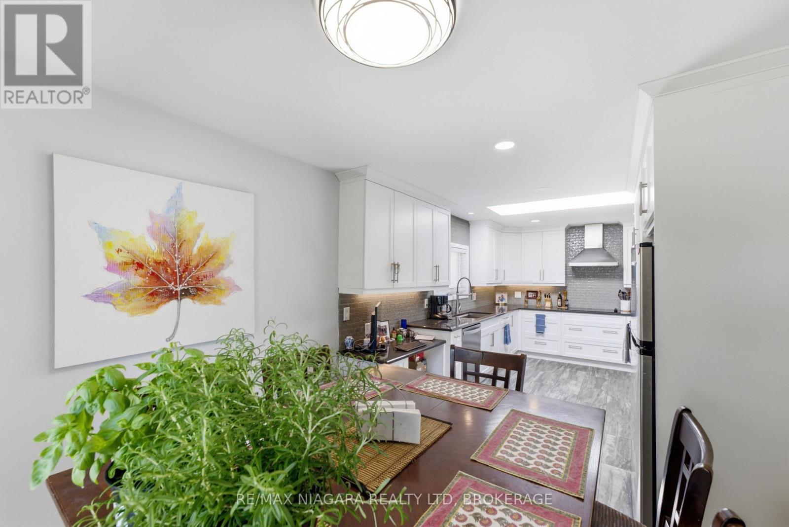 7435 Petrullo Court, Niagara Falls, Ontario  L2H 2K4 - Photo 14 - X13702914