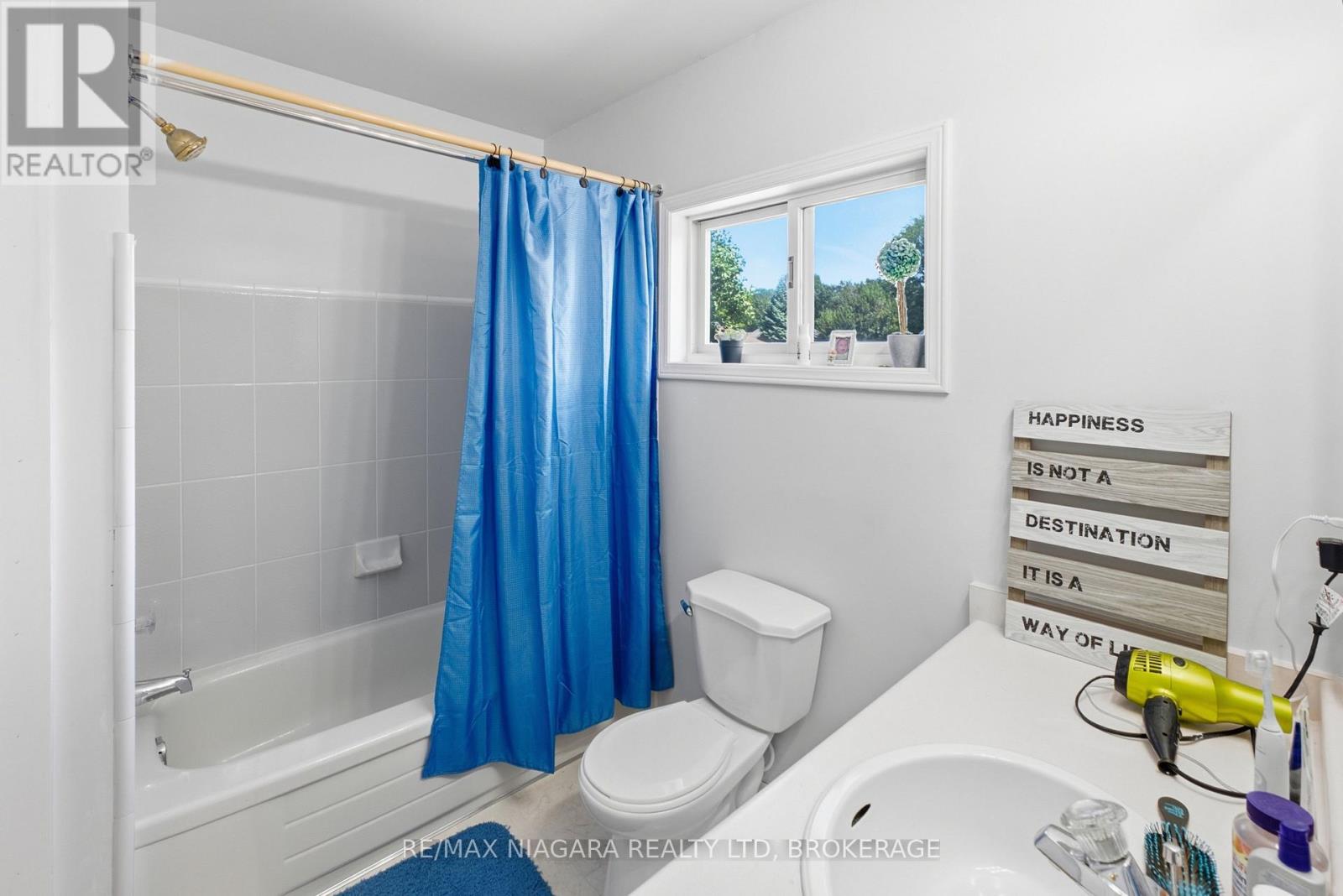 7435 Petrullo Court, Niagara Falls, Ontario  L2H 2K4 - Photo 24 - X13702914