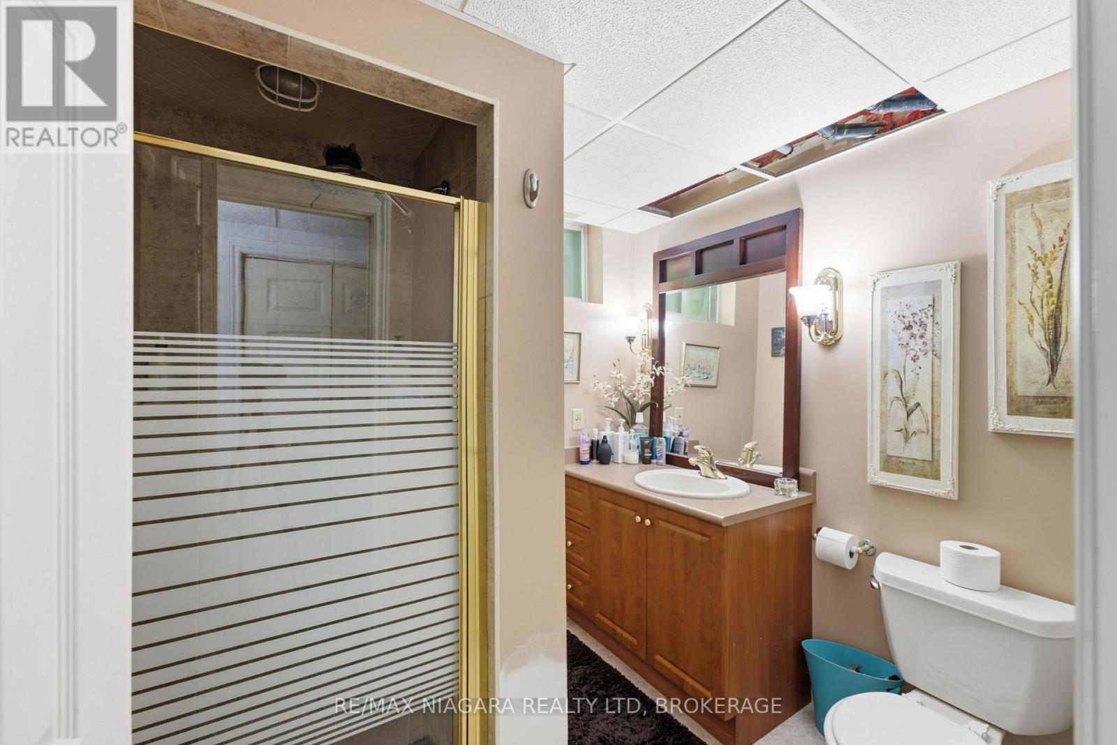 7435 Petrullo Court, Niagara Falls, Ontario  L2H 2K4 - Photo 33 - X13702914