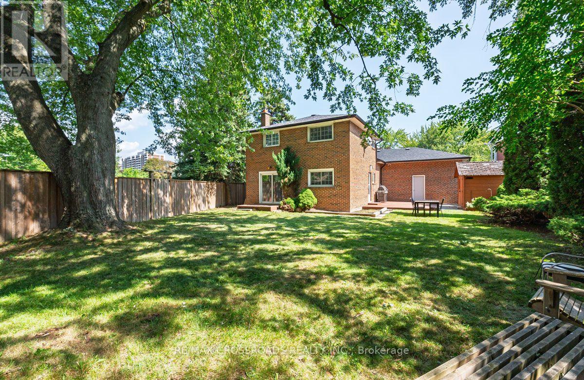 132 Collingsbrook Boulevard, Toronto, Ontario  M1W 1M7 - Photo 25 - E13702924