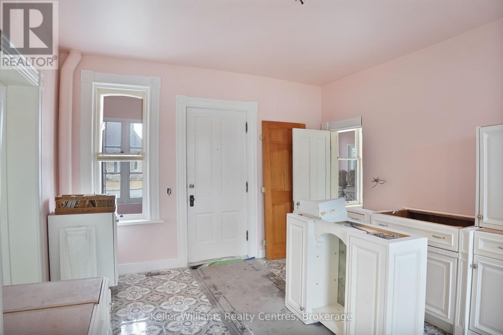 254 High Street, Saugeen Shores, Ontario  N0H 2L0 - Photo 11 - X13702910