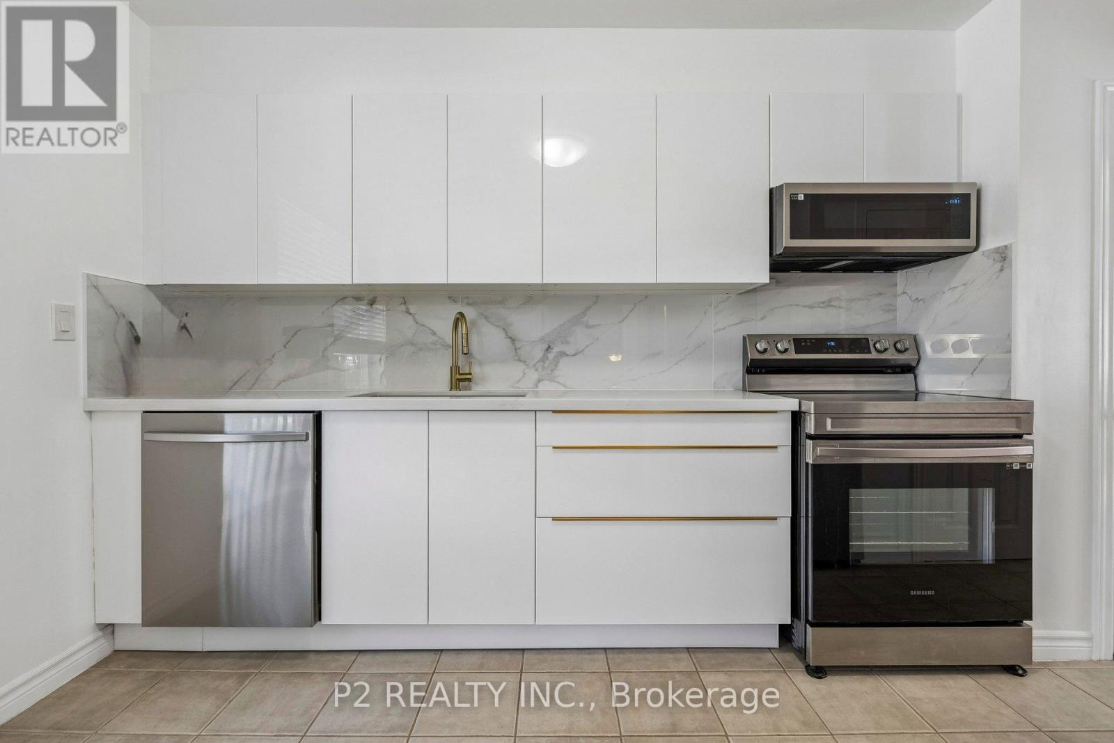 22-25 GOSFORD BLVD. BOULEVARD N, Toronto, Ontario