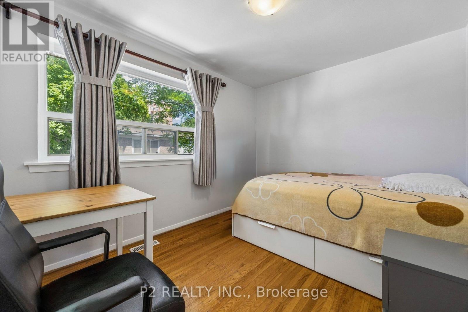 22-25 Gosford Blvd. Boulevard N, Toronto, Ontario  M3N 2G7 - Photo 12 - W13702908