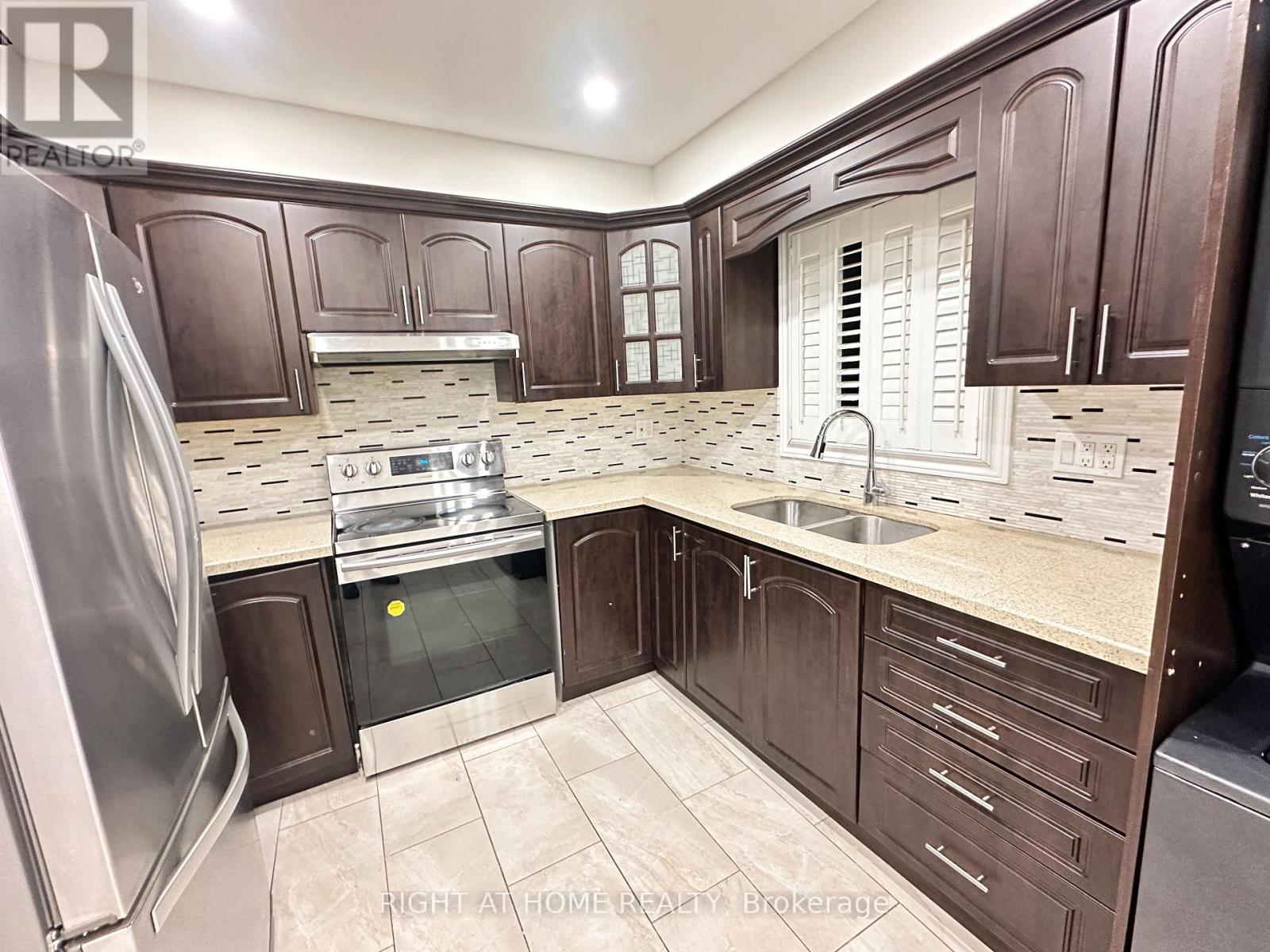 1791 Princelea Place, Mississauga, Ontario  L5M 3R9 - Photo 12 - W13702920