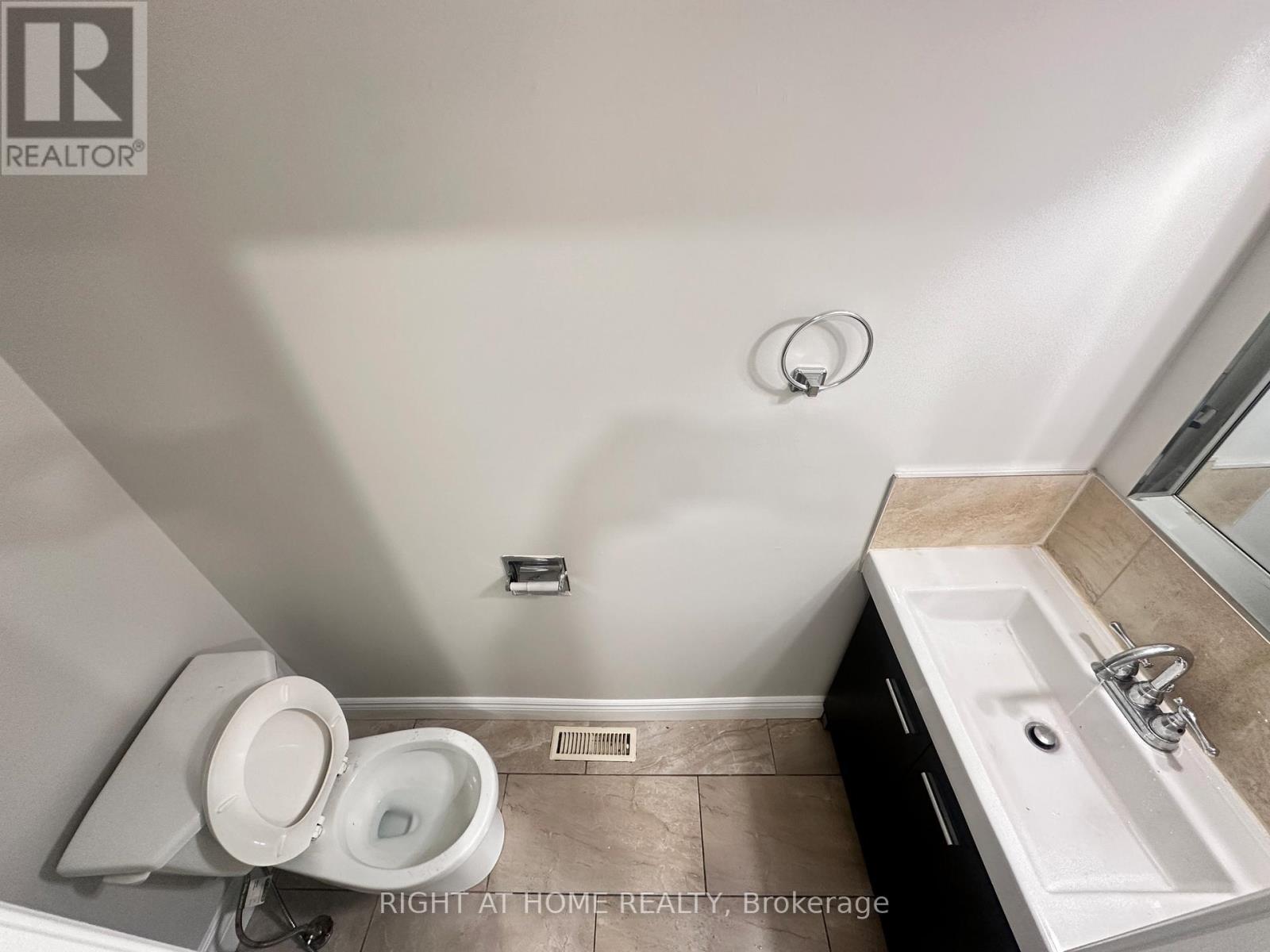 1791 Princelea Place, Mississauga, Ontario  L5M 3R9 - Photo 13 - W13702920