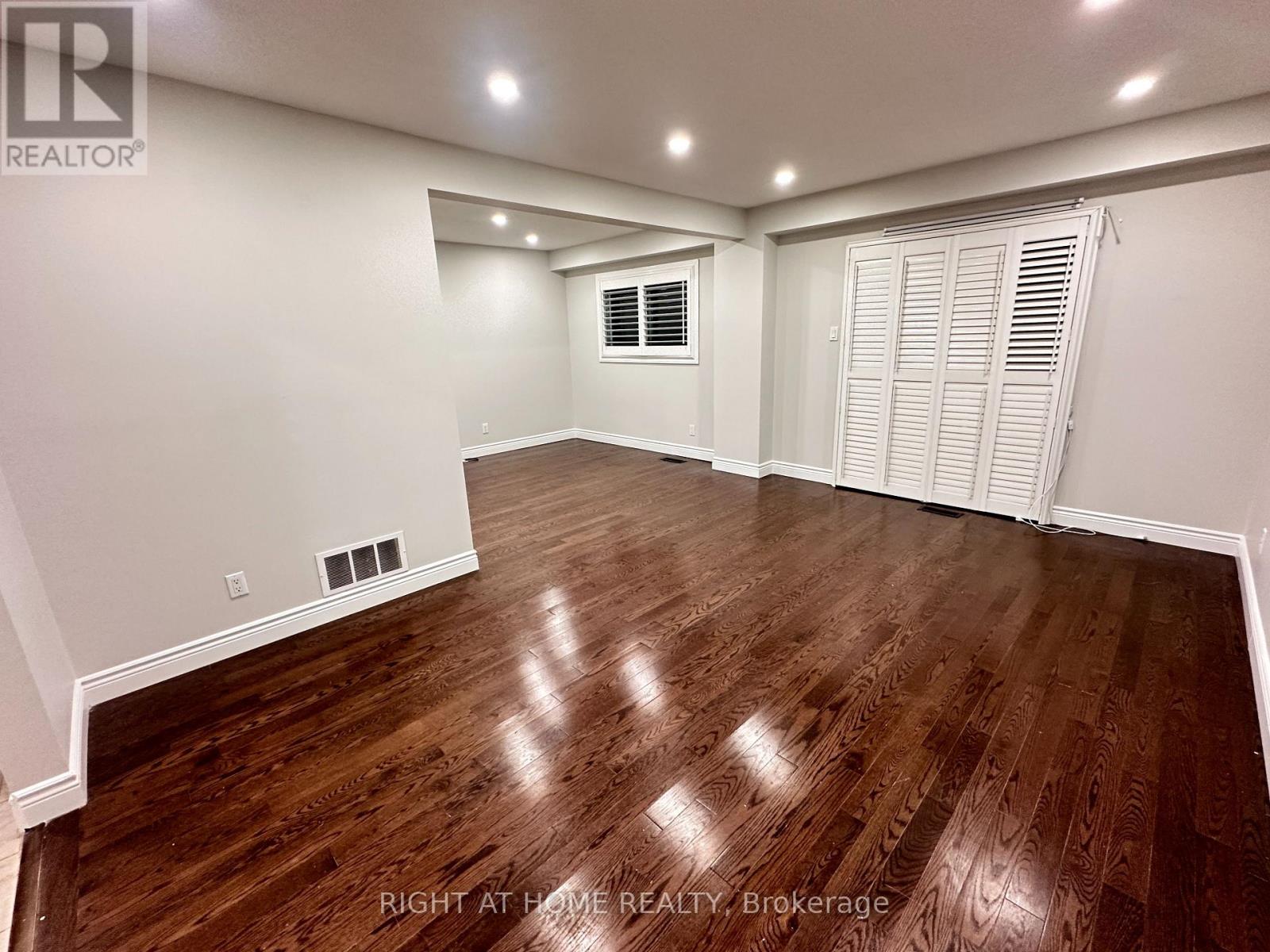 1791 Princelea Place, Mississauga, Ontario  L5M 3R9 - Photo 8 - W13702920