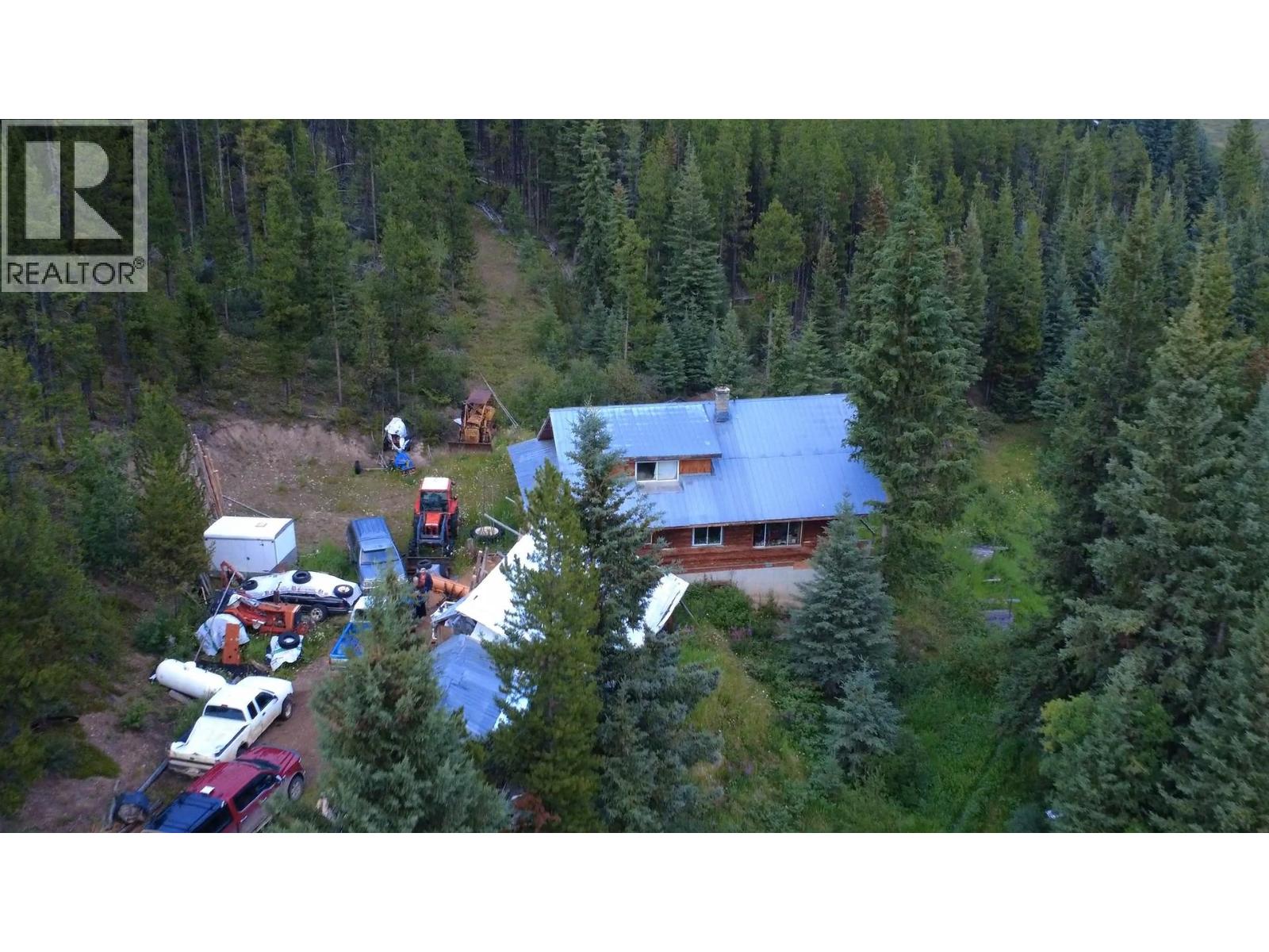 8351 Tzenzaicut Lake Forest Service Road, Quesnel, British Columbia  V2J 3H9 - Photo 5 - R3157201