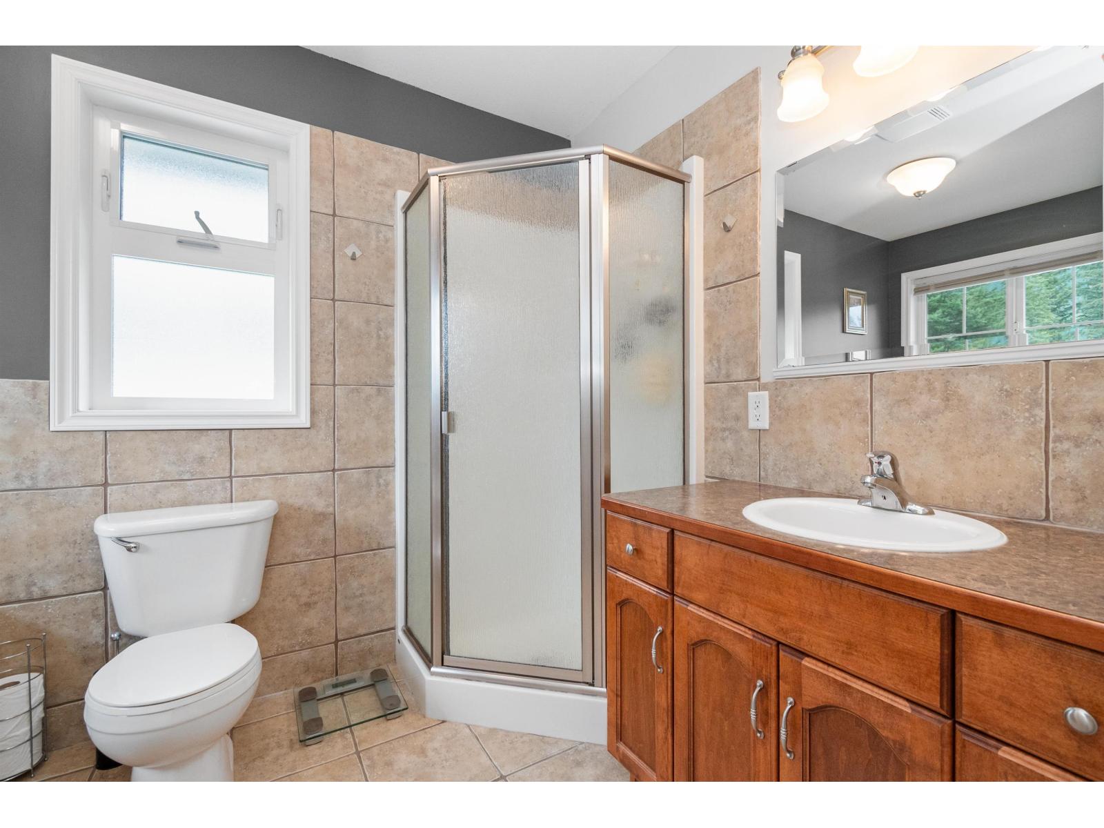 66022 Park Avenue, Kawkawa Lake, Hope, British Columbia  V0X 1L1 - Photo 20 - R3157940