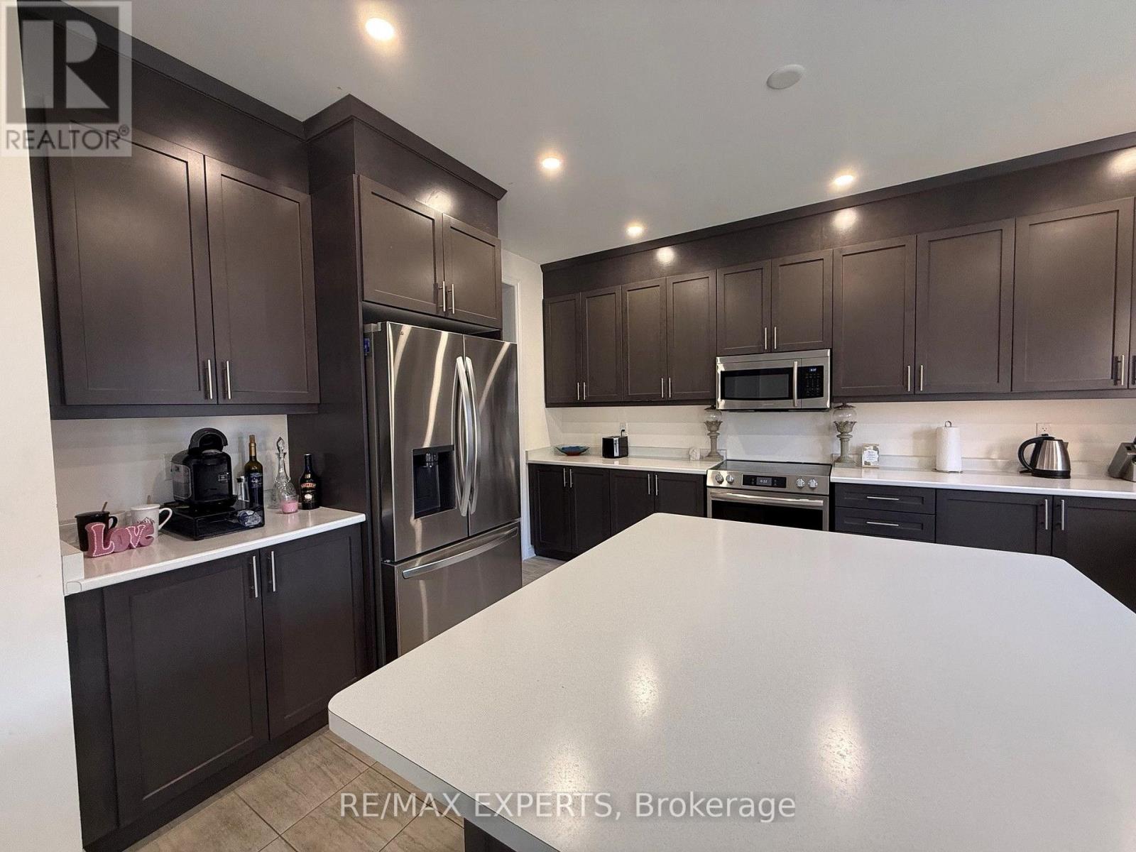 1454 Tomkins Road, Innisfil, Ontario  L9S 0M8 - Photo 5 - N13702860