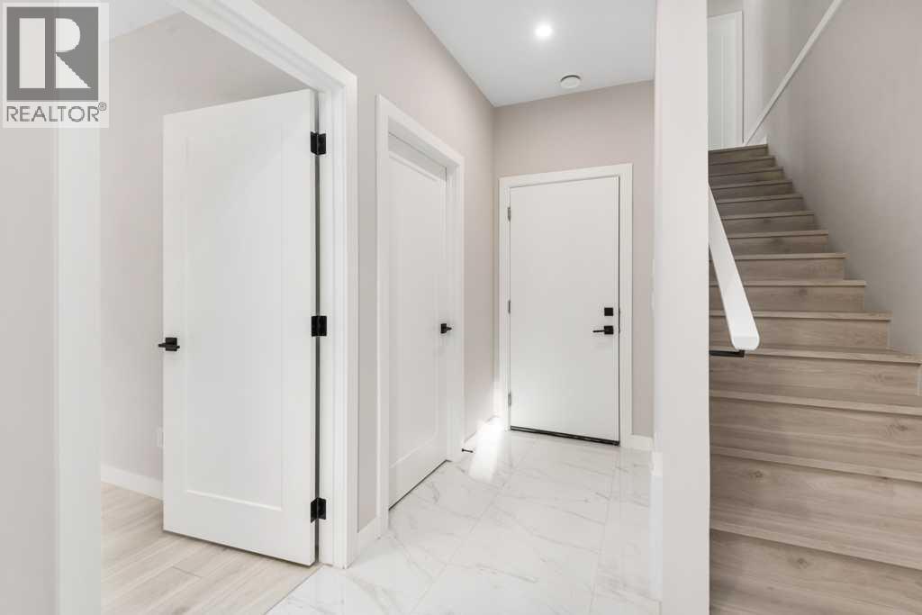 208, 8155 8 Avenue SW, Calgary, Alberta  T3H 6B1 - Photo 6 - A2286107