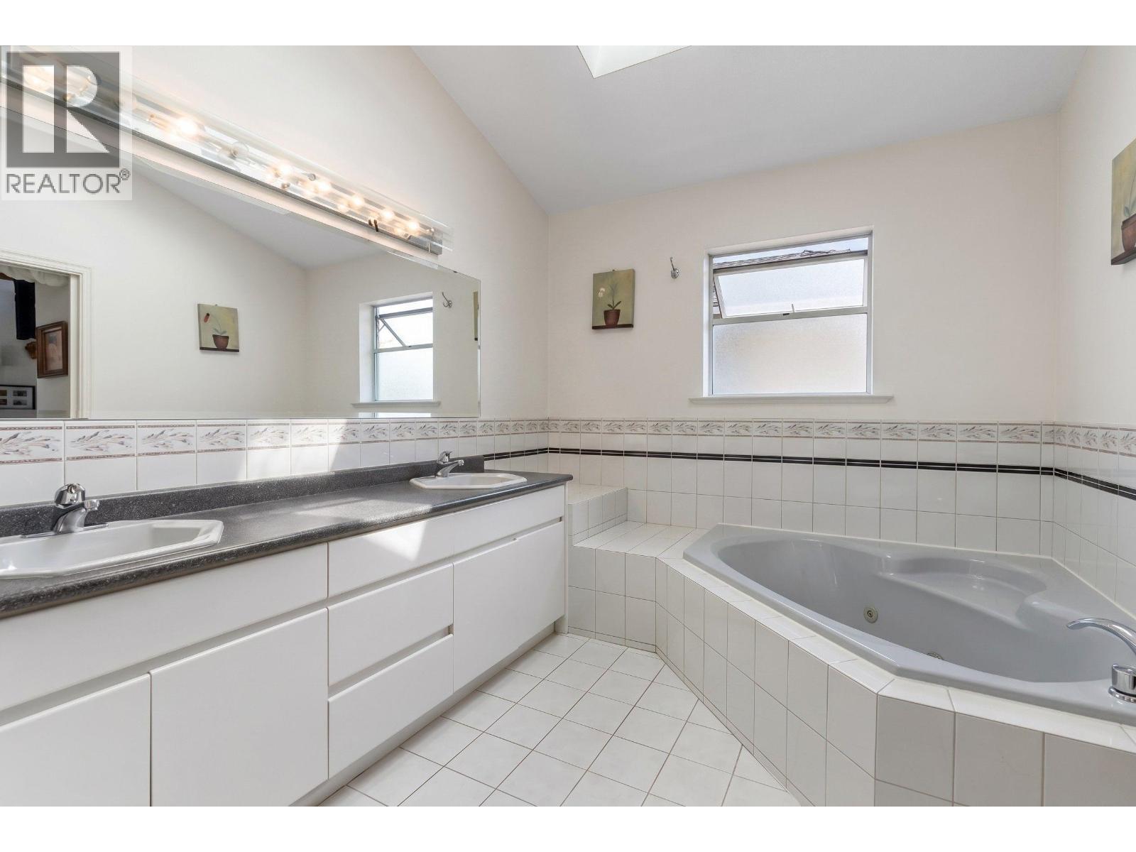 1620 Fell Avenue, Burnaby, British Columbia  V5B 3Z5 - Photo 18 - R3158002