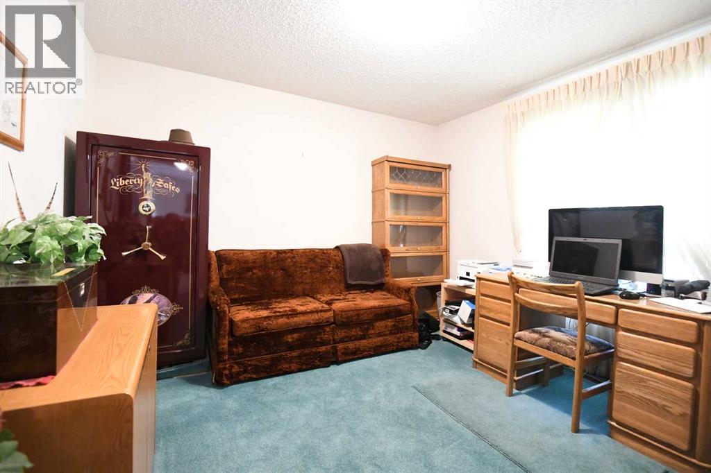 168 Templewood Drive NE, Calgary, Alberta  T1Y 4G8 - Photo 28 - A2334392