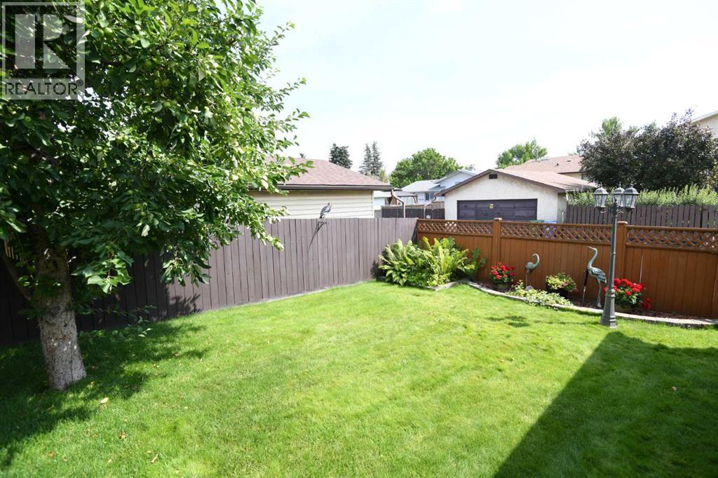 168 Templewood Drive NE, Calgary, Alberta  T1Y 4G8 - Photo 6 - A2334392