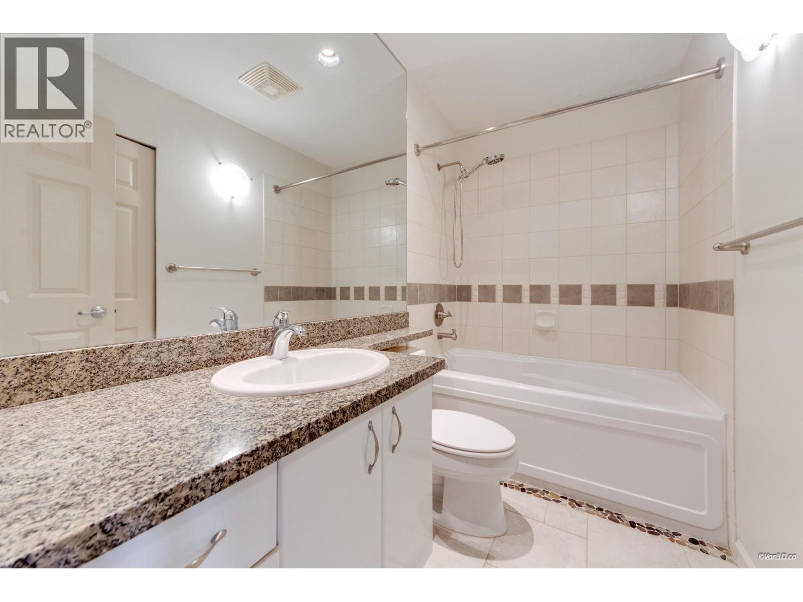 319 580 Raven Woods Drive, North Vancouver, British Columbia V7G 2T2 - Photo 23 - R3147739