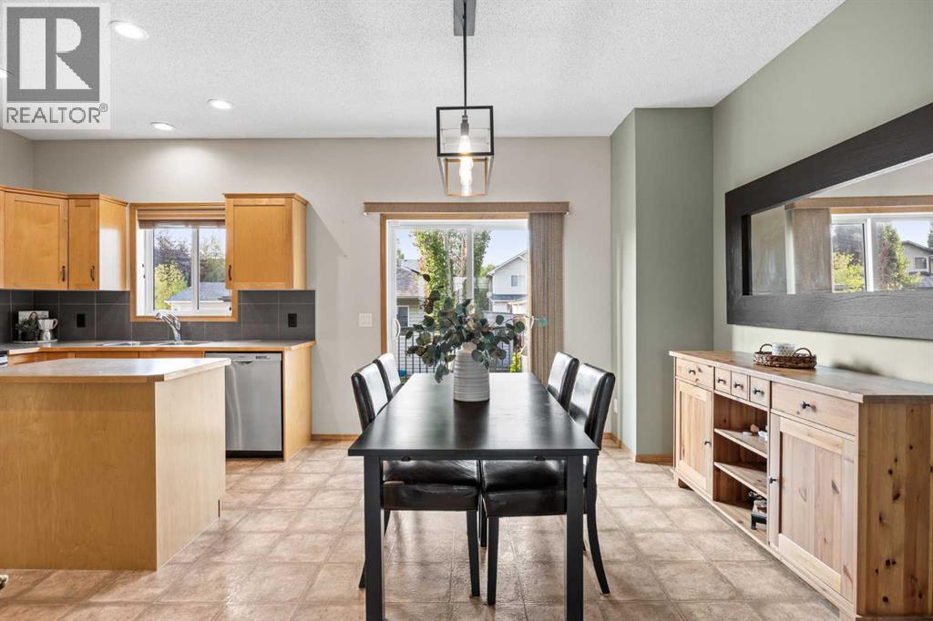 4446 Elgin Avenue SE, Calgary, Alberta  T2Z 4W1 - Photo 8 - A2339151