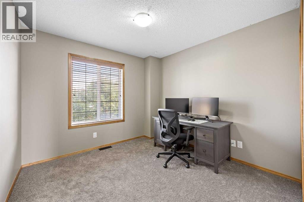 4446 Elgin Avenue SE, Calgary, Alberta  T2Z 4W1 - Photo 24 - A2339151