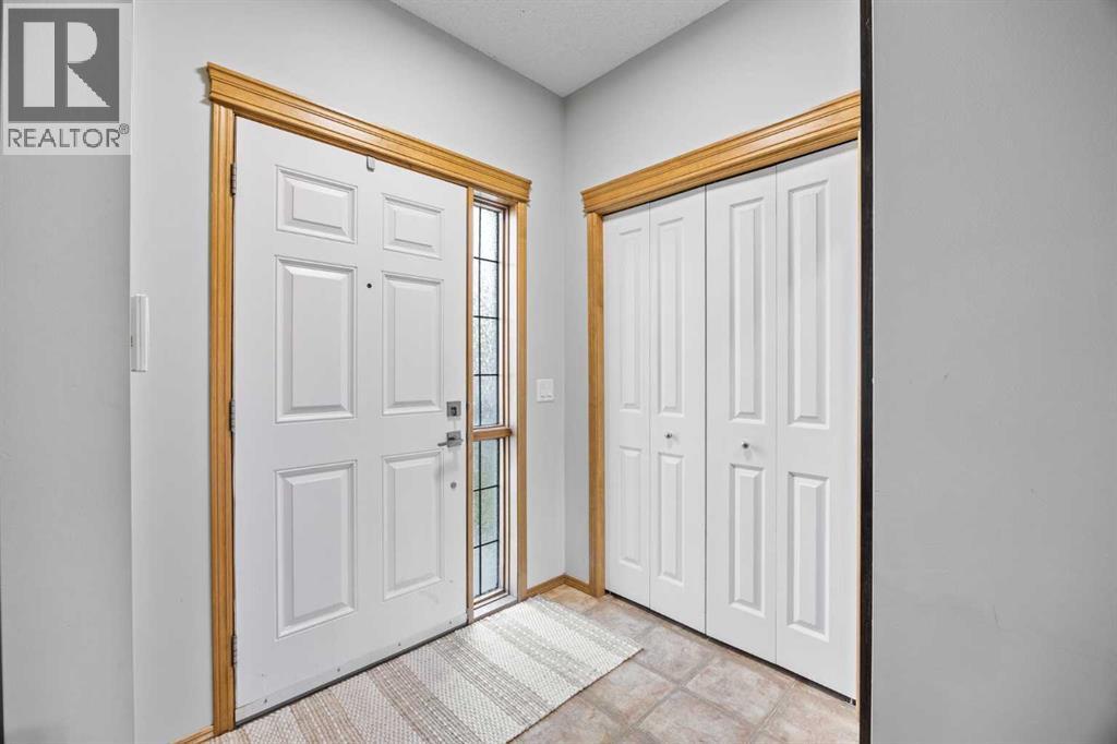 4446 Elgin Avenue SE, Calgary, Alberta  T2Z 4W1 - Photo 2 - A2339151