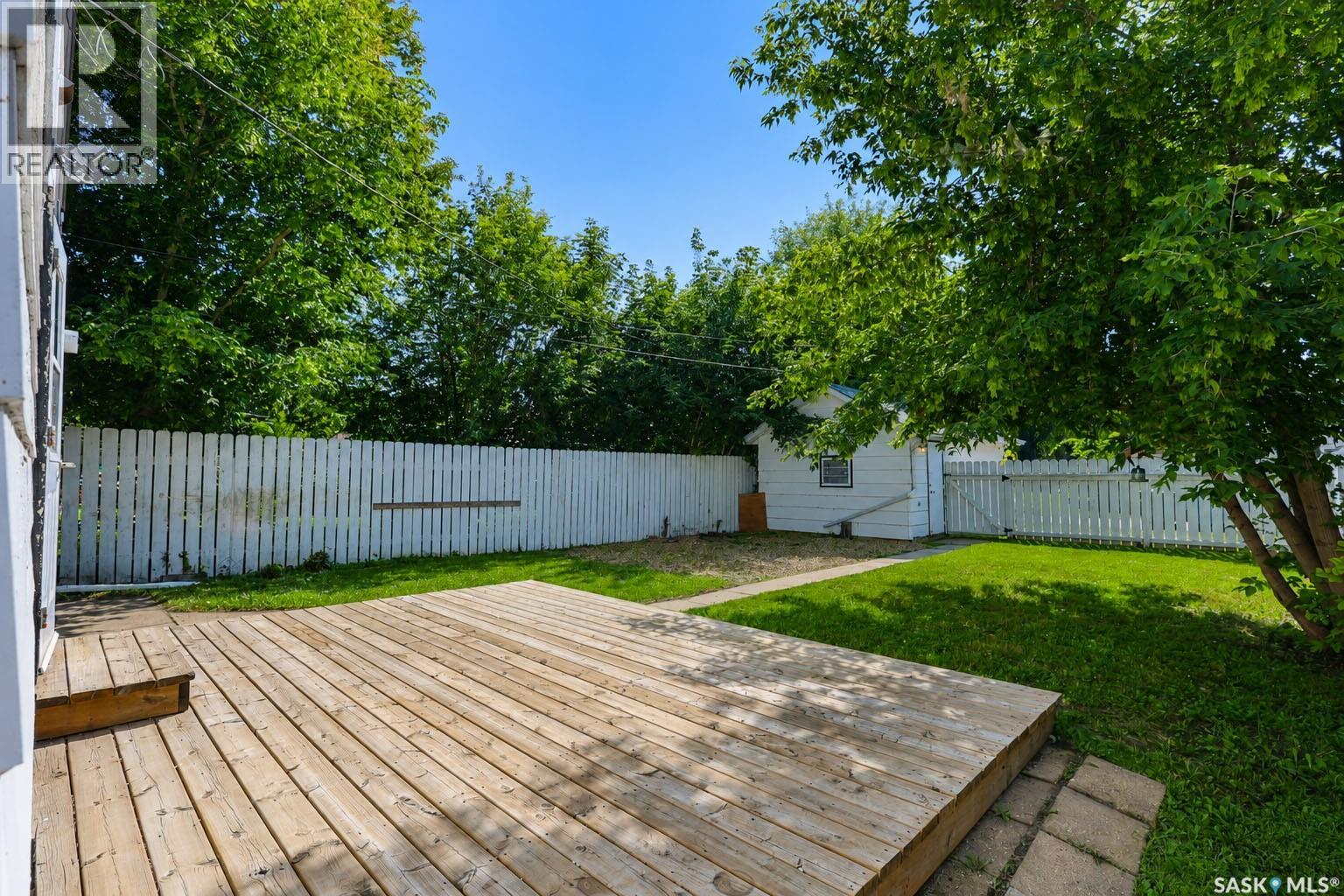 537 10th Street E, Prince Albert, Saskatchewan  S6V 0Z7 - Photo 21 - SK046327