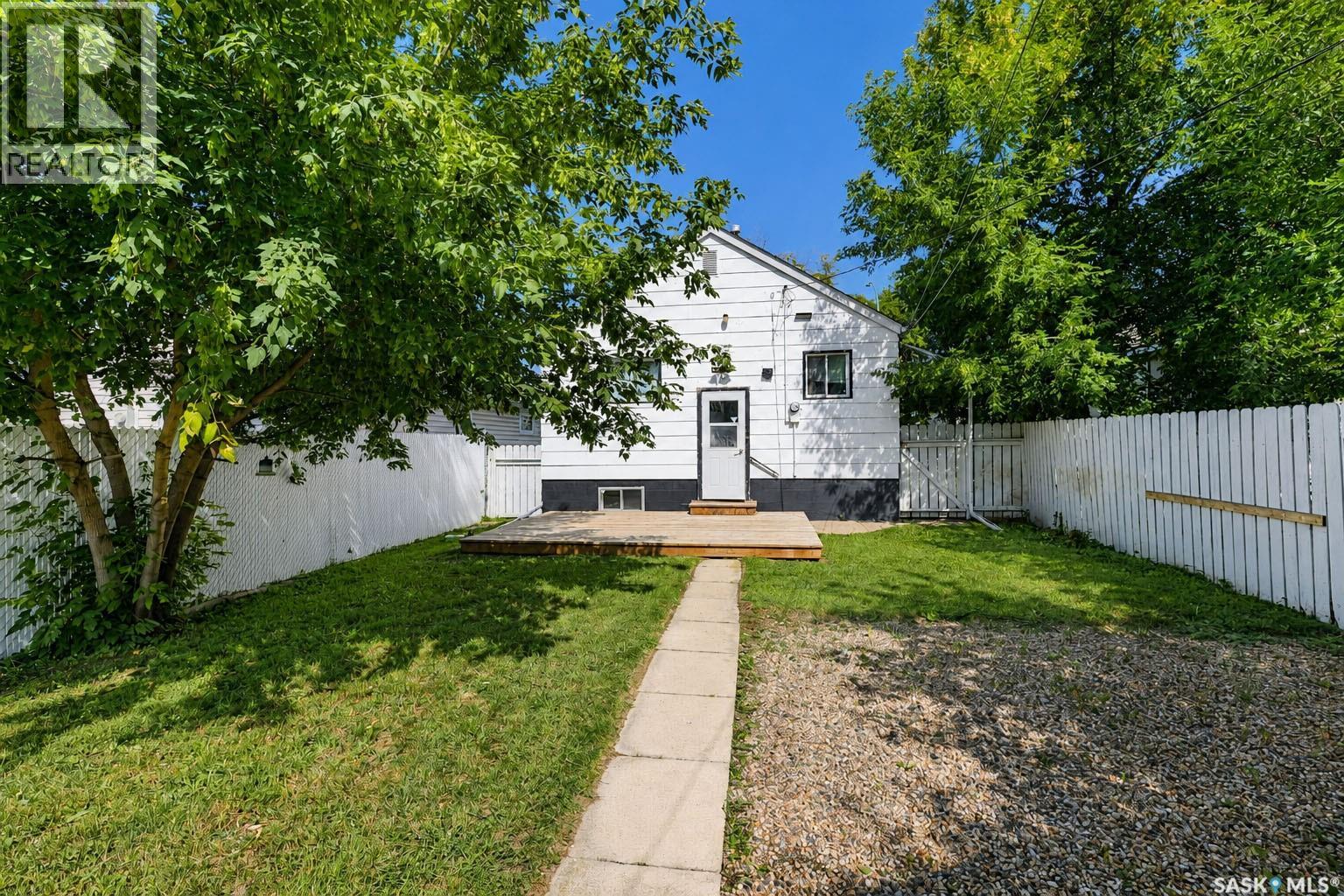 537 10th Street E, Prince Albert, Saskatchewan  S6V 0Z7 - Photo 23 - SK046327